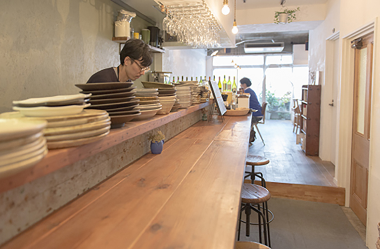 「Meetsいのかしら～お散歩デジタルスタンプラリー～」の参加店舗の一つ、久我山のキノコ料理「ハナイグチ」